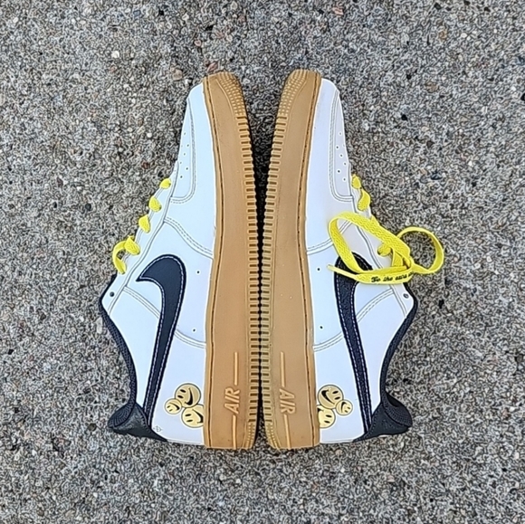 Nike Air Force 1 LV8 Go The Extra Smile Size 7Y - Picture 4 of 15